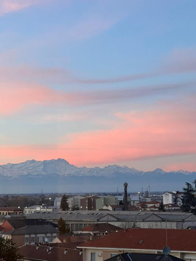 Vicino A Tutto Bed and Breakfast Vercelli Buitenkant foto